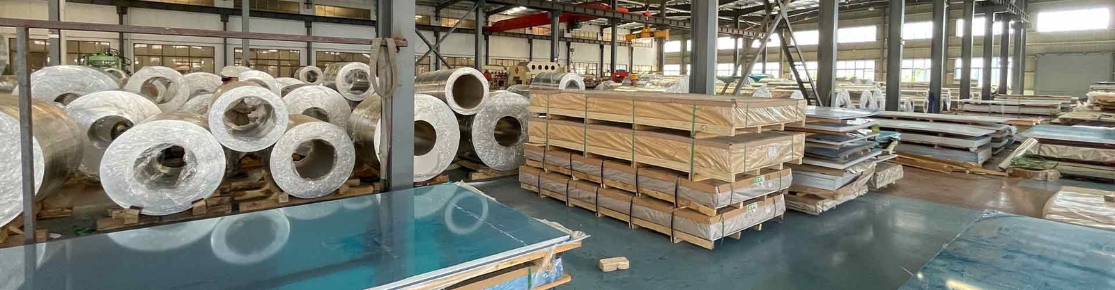qualité Feuilles laminées à froid d'acier inoxydable Usine